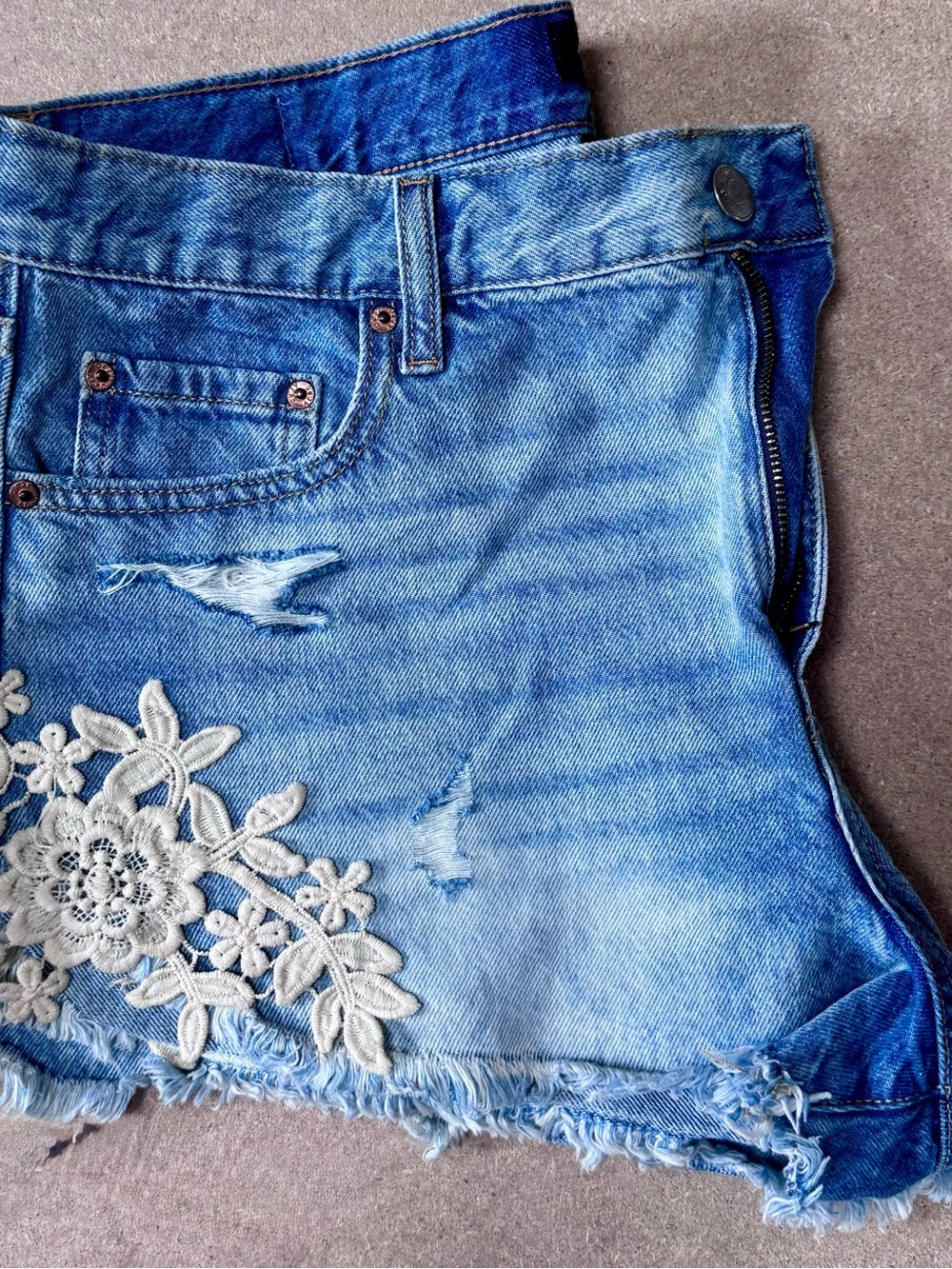 Aeropostale Women's High Rise Crochet Floral Jean Shorts - Picture 2 of 7